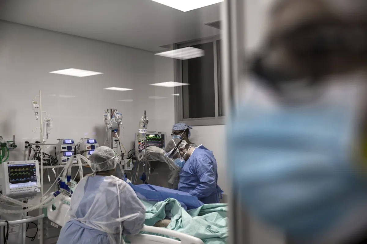 No acumulado, o município de Londrina tem 720 vidas perdidas para a infecção e 38.738 casos registrados desde o início da pandemia