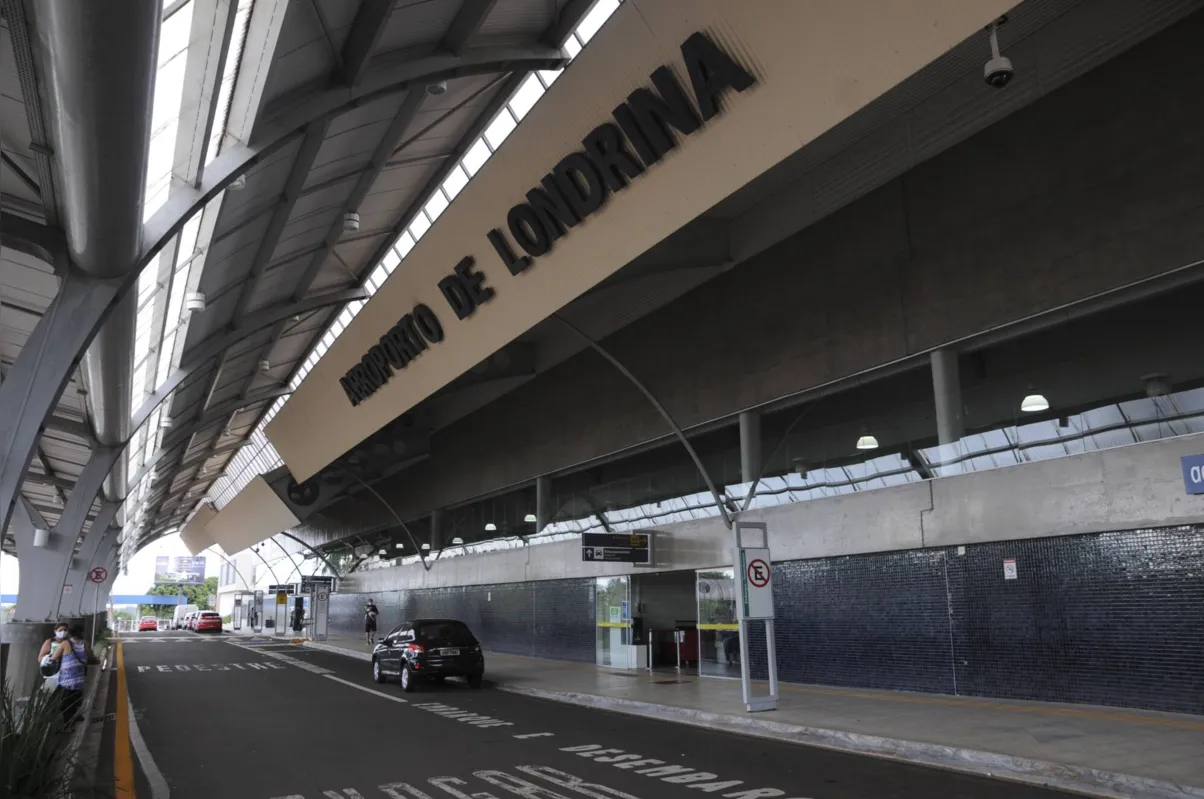 Imagem ilustrativa da imagem Leilão do Aeroporto de Londrina é confirmado para 7 de abril