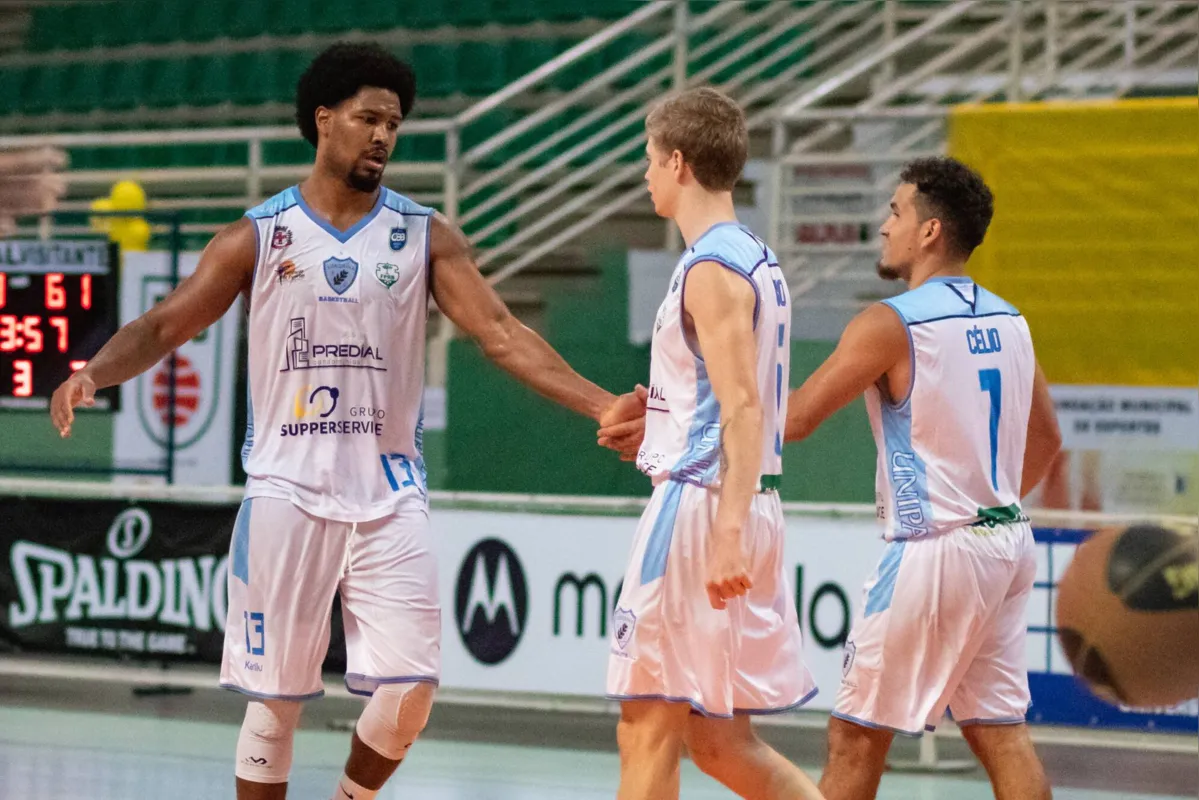 Imagem ilustrativa da imagem Londrina Basketball vence o líder pelo Brasileiro masculino