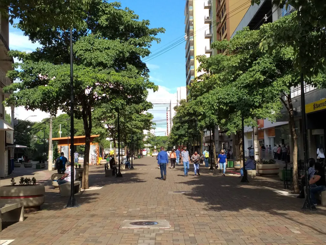 Imagem ilustrativa da imagem Londrina tem movimento reduzido em 1º dia útil com restrições