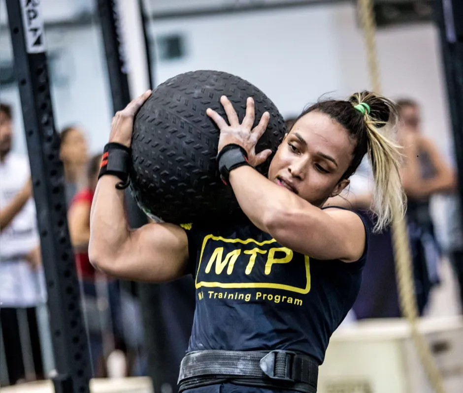 Imagem ilustrativa da imagem Londrinense busca vaga na fase final do Mundial de CrossFit