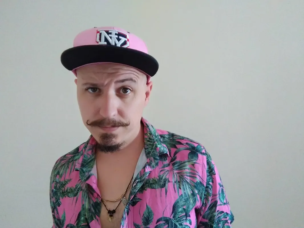 O escritor Felipe Pauluk destaca que os alunos têm um grande interesse sobre literatura e como é ser um autor