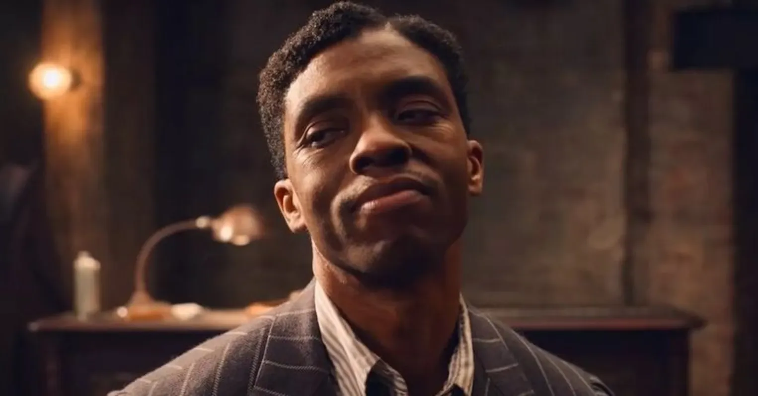  Chadwick Boseman concorre ao Oscar de melhor ator, em homenagem póstuma, pela atuação em "A Voz Suprema do Blues" 