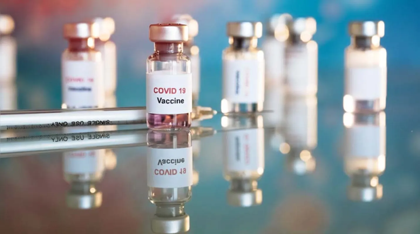 Vaccine and syringe injection It use for prevention, immunization and treatment from COVID-19