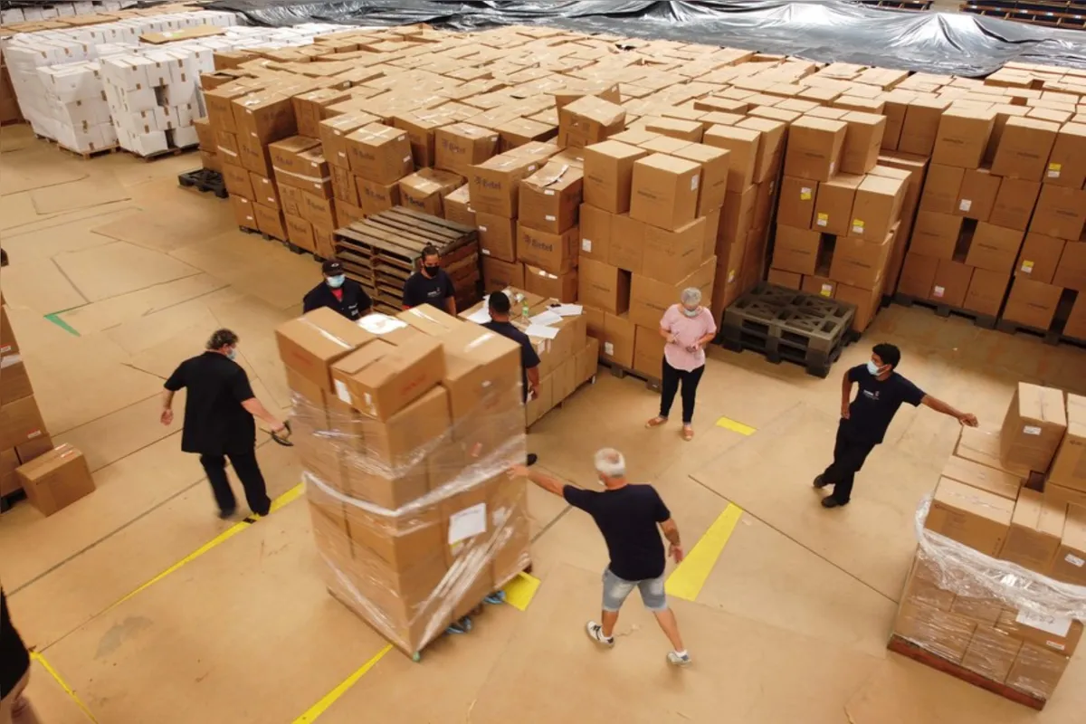 Distribuição de materiais para as Regionais de Saúde 