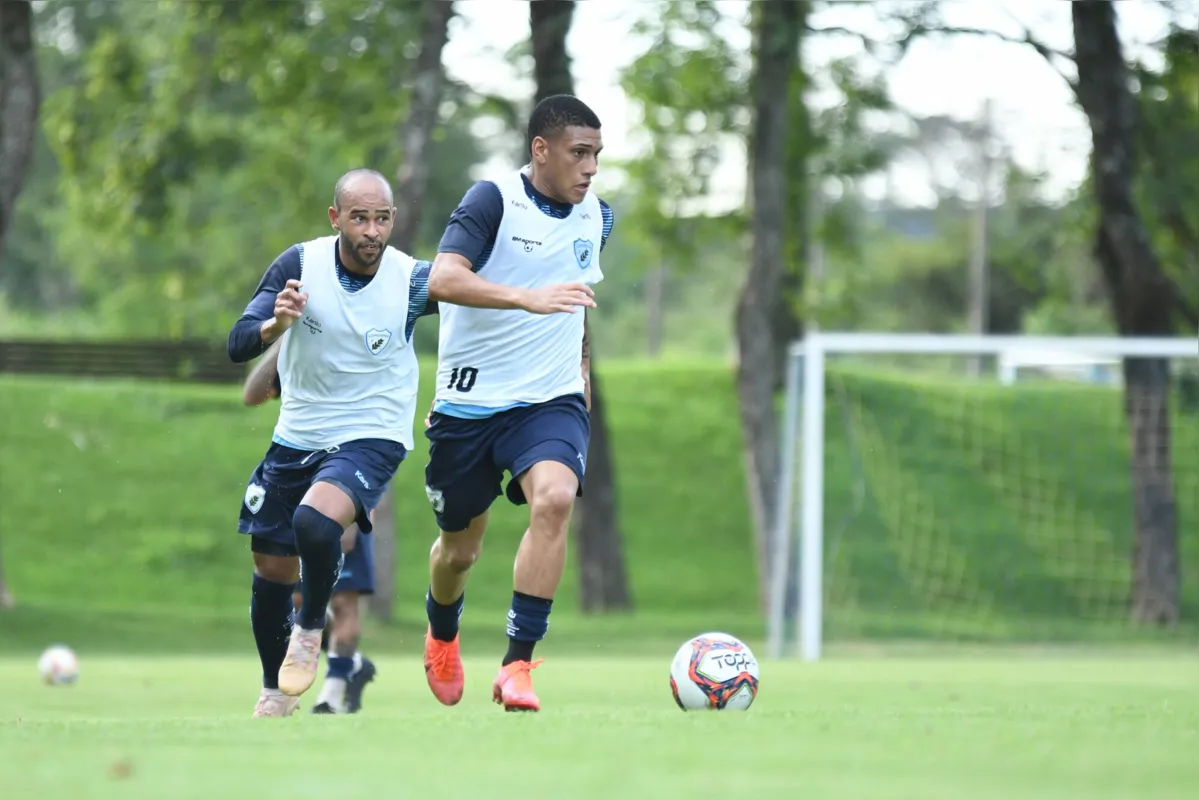 Danilo terá mais uma oportunidade como titular no ataque do Londrina diante do Cianorte