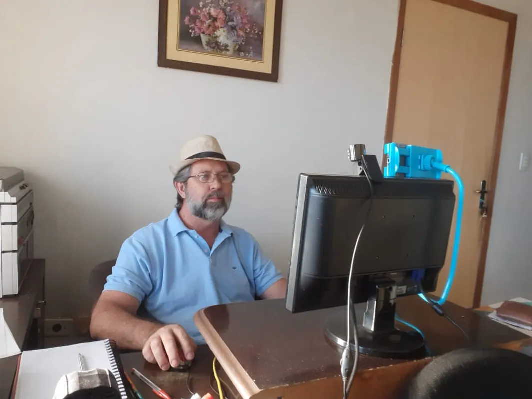 Marcos Kloster, professor de Geografia: 'aquela forma de avaliar, esqueça. Não é possível, é uma adaptação'