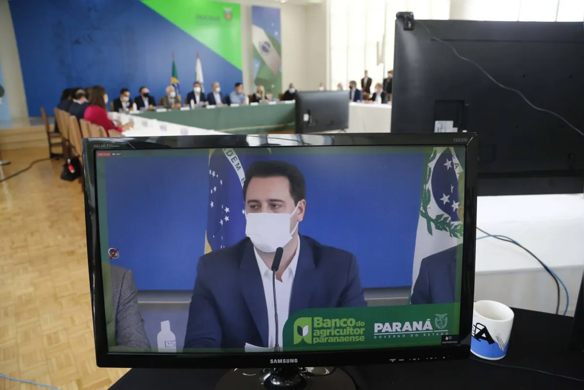 Imagem ilustrativa da imagem Programa de crédito viabiliza meio bilhão de reais para agricultores paranaenses
