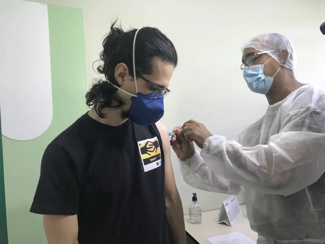 Gabriel Cândido Paiva, psicólogo clínico: Meu desejo é que a vacina chegue logo para todas as pessoas”
