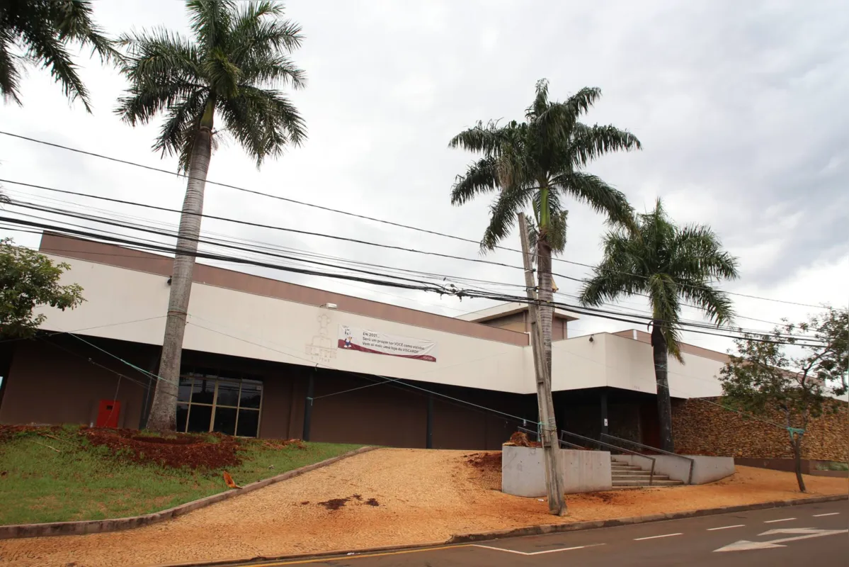 Salão do Buffet Elite dará espaço a um supermercado