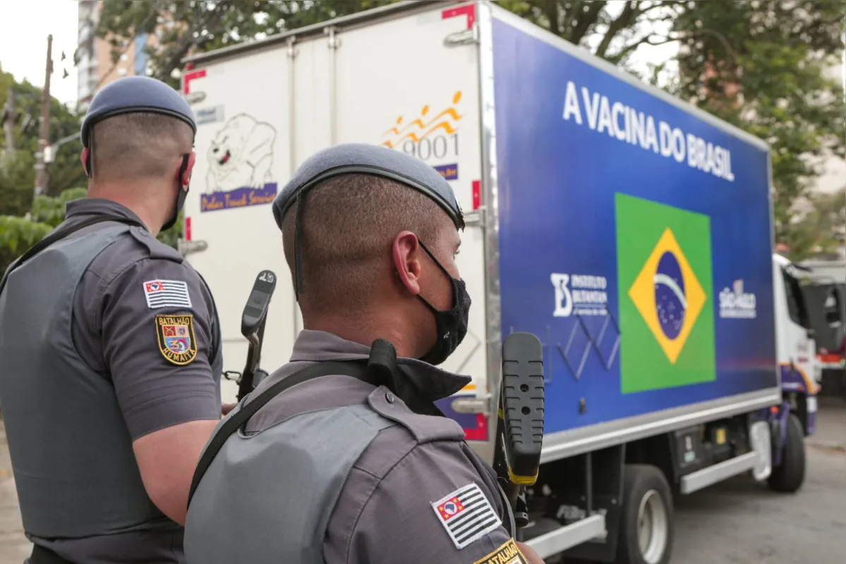 Calendário de vacinação contra a Covid adiou o fim da imunização do grupo prioritário