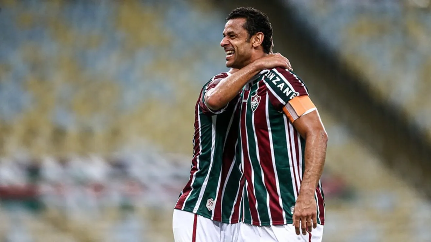 Imagem ilustrativa da imagem "Vou continuar dando minha vida", diz Fred após comemorar gol 400 na carreira