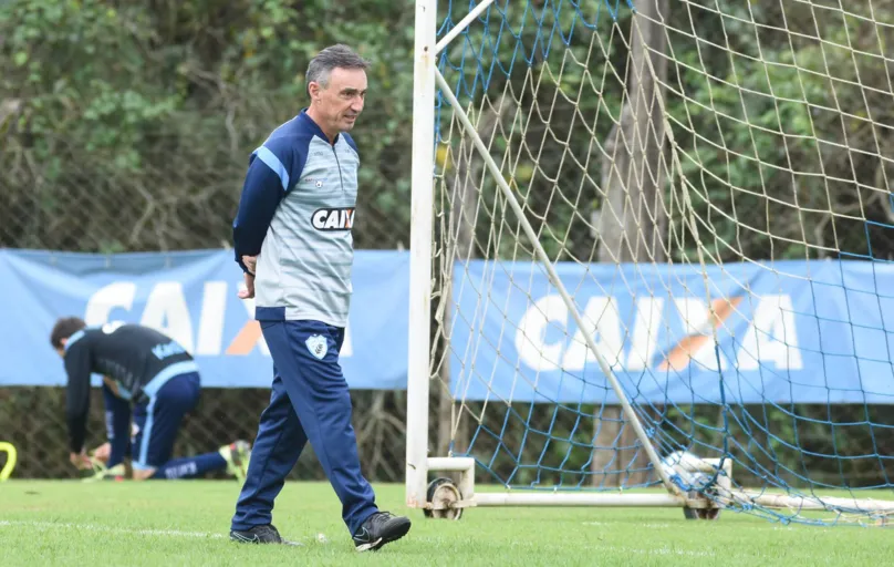 Fonseca volta para a sua quinta passagem pelo Londrina, com a missão de recuperar o time no Paranaense e de ir bem na série B