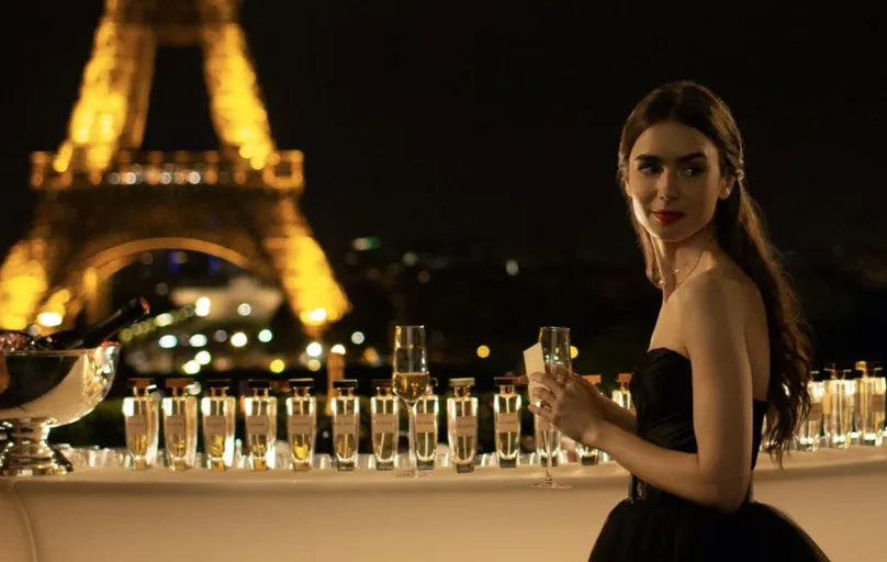 "Emily in Paris" concorre com quatro indicações