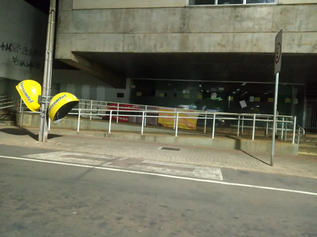 Imagem ilustrativa da imagem #A CIDADE FALA - Desamparo