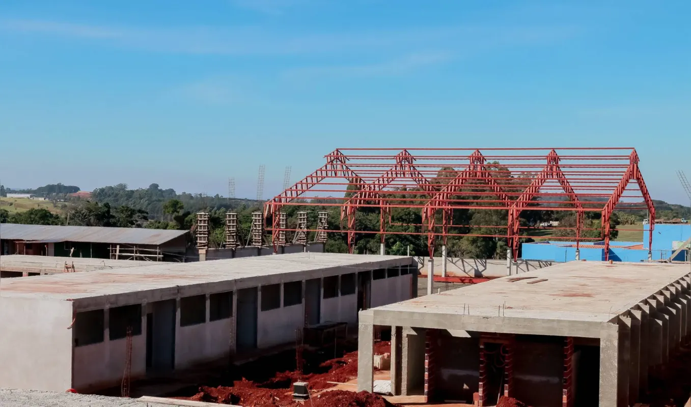 Imagem ilustrativa da imagem Com autorização da União, Apucarana vai concluir obras de escolas