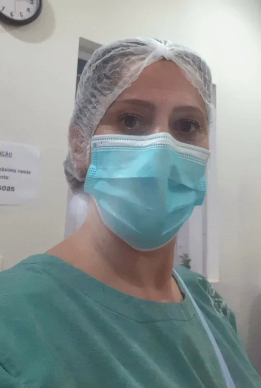 Eleine Aparecida Penha Martins : “Me encanta o quanto os alunos se dispõem a estar presentes"