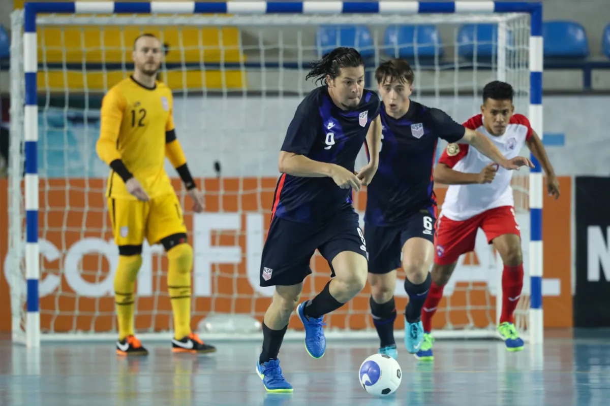 Imagem ilustrativa da imagem Ex-LEC comanda classificação dos EUA para a Copa do Mundo de futsal