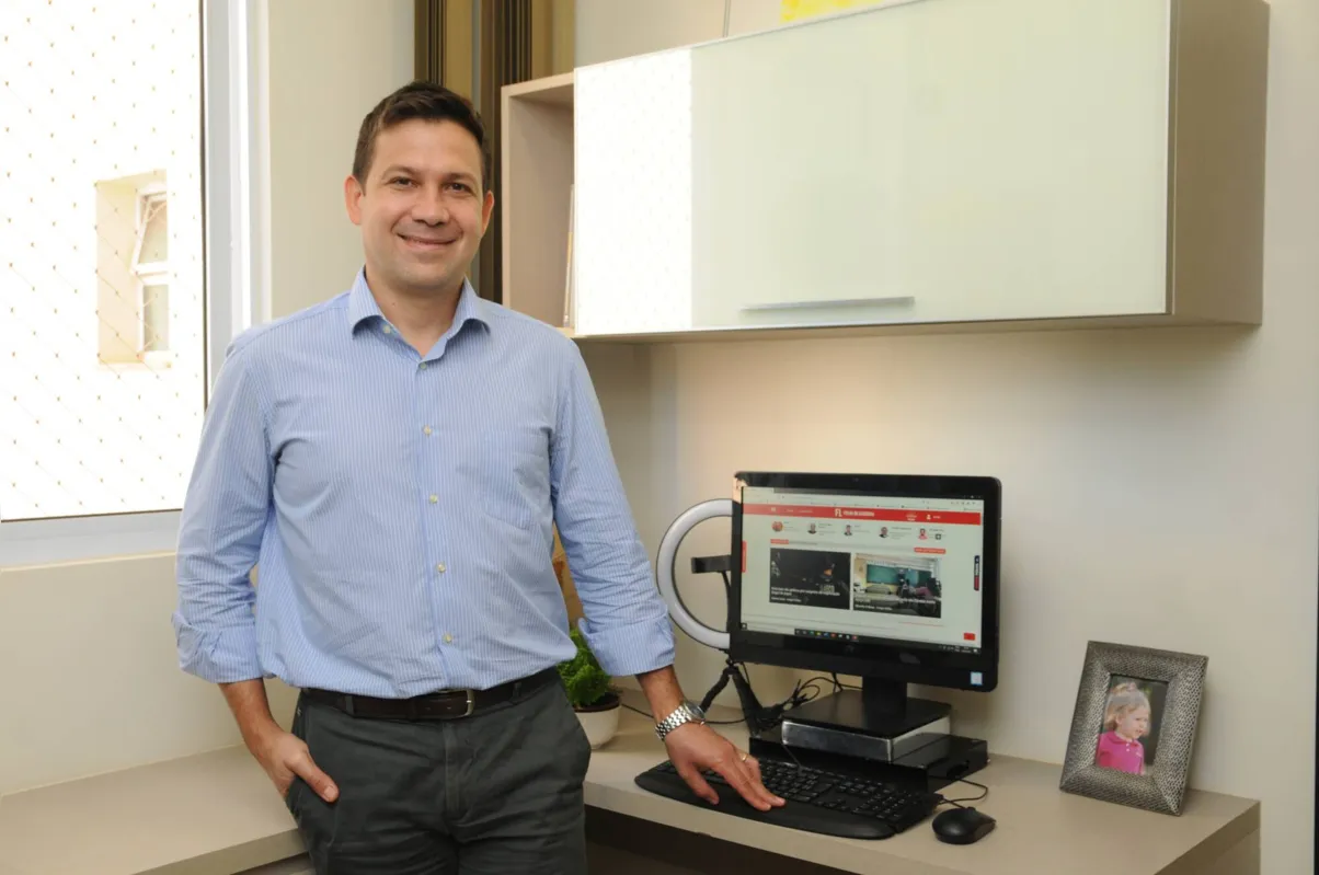 “Informação é o insumo básico, a matéria-prima para o desenvolvimento de novas tecnologias", destaca Araujo