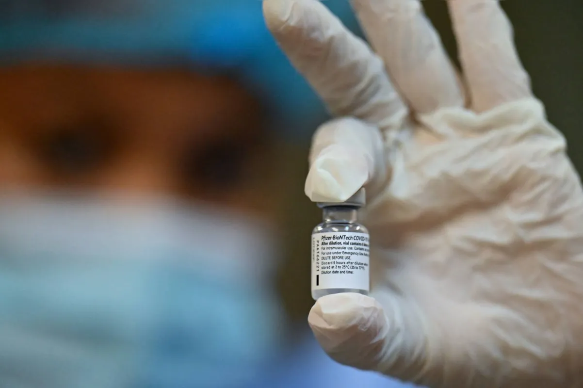 Imagem ilustrativa da imagem Londrina afirma ter estrutura para receber vacina da Pfizer