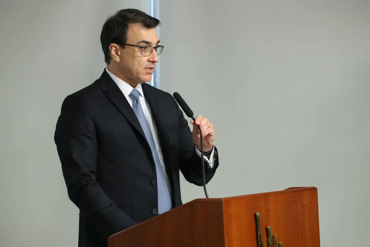 Carlos Alberto França, ministro das Relações Exteriores