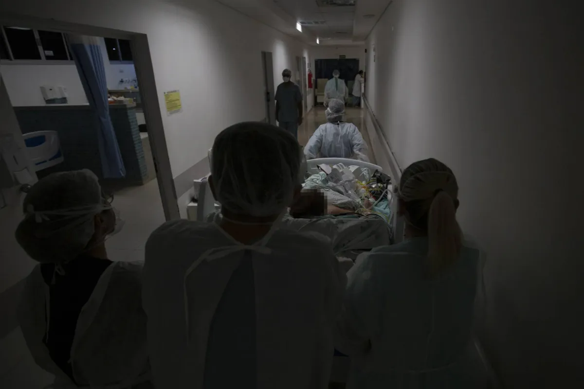 Imagem ilustrativa da imagem Paraná confirma mais 5.308 casos e 101 óbitos pela Covid-19