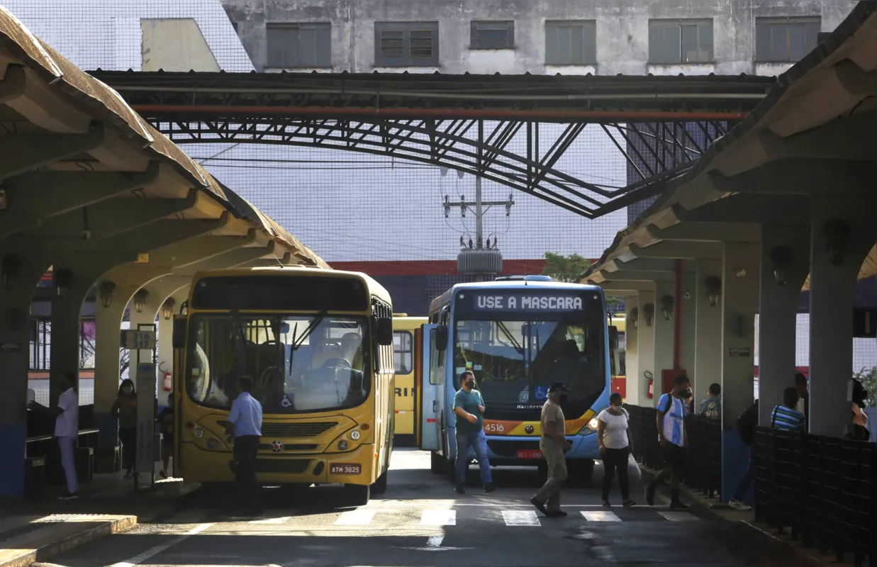 Imagem ilustrativa da imagem Prefeito não descarta conceder subsídios para transporte coletivo