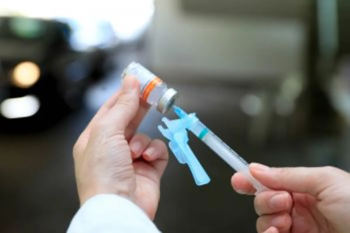 Imagem ilustrativa da imagem Prefeitura de Maringá garante que irá vacinar professores