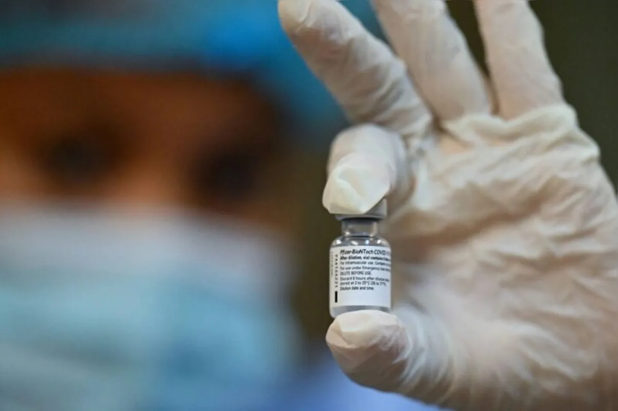 Imagem ilustrativa da imagem Prefeitura quer comprar freezer para vacinas da Pfizer até o fim de maio
