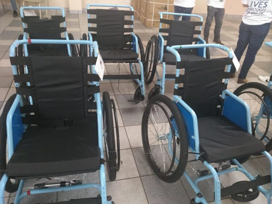 Imagem ilustrativa da imagem Rotary distribui 400 cadeiras de rodas no Norte do Paraná