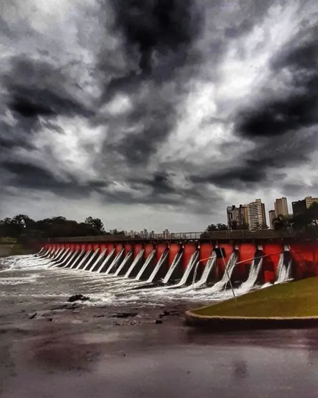 Imagem ilustrativa da imagem A CIDADE FALA| Chuva