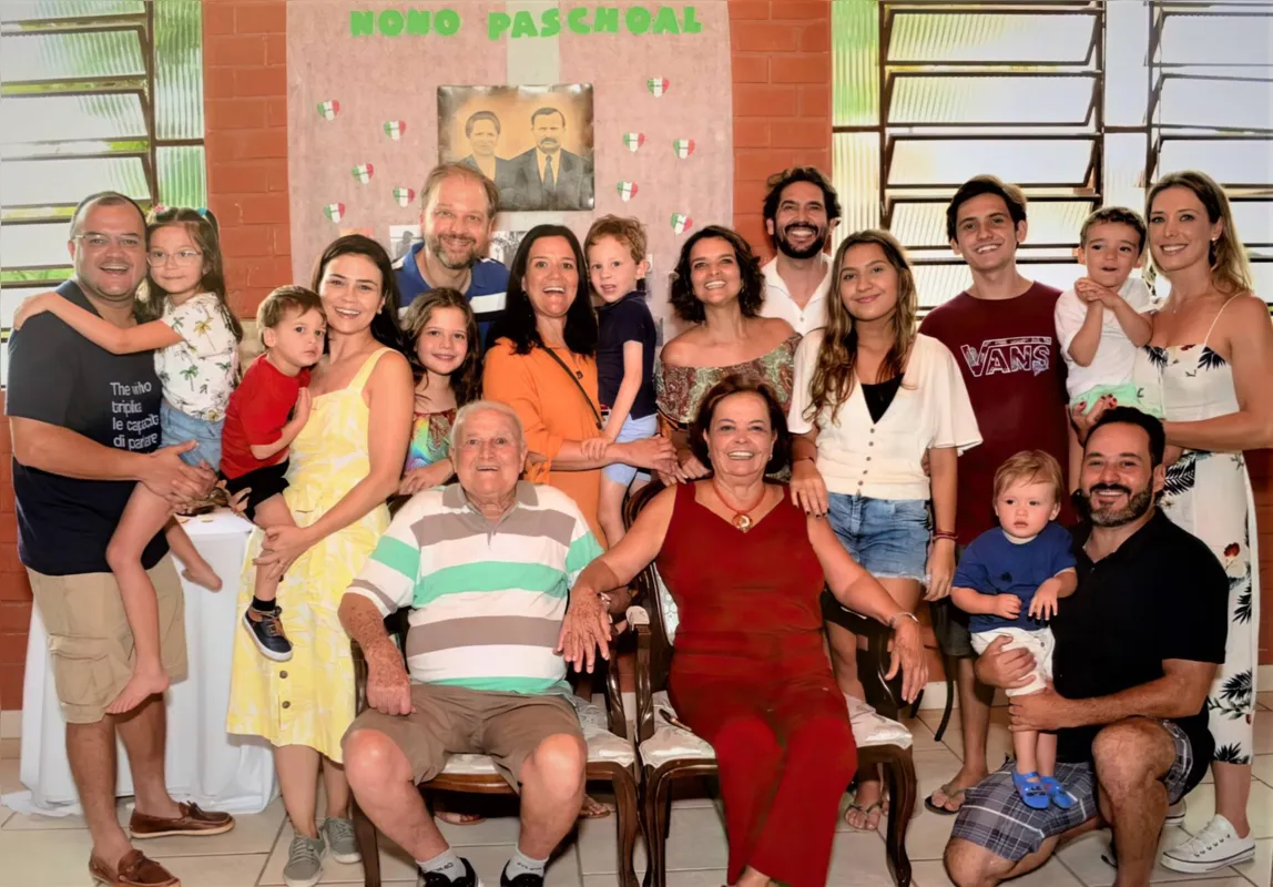 Imagem ilustrativa da imagem Ex-goleiro Paulo Rogério será internado na terça