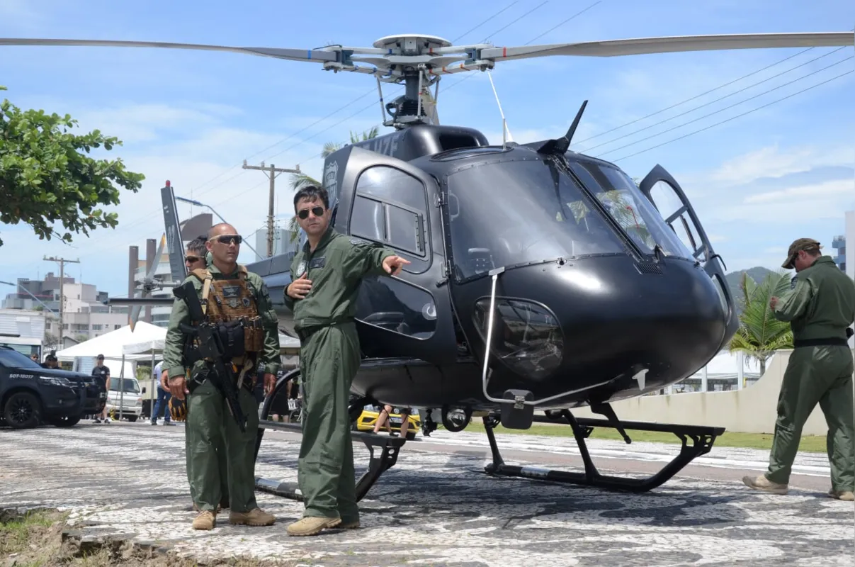  Atualmente o GOA possui cinco aeronaves, sendo quatro helicópteros e um avião.