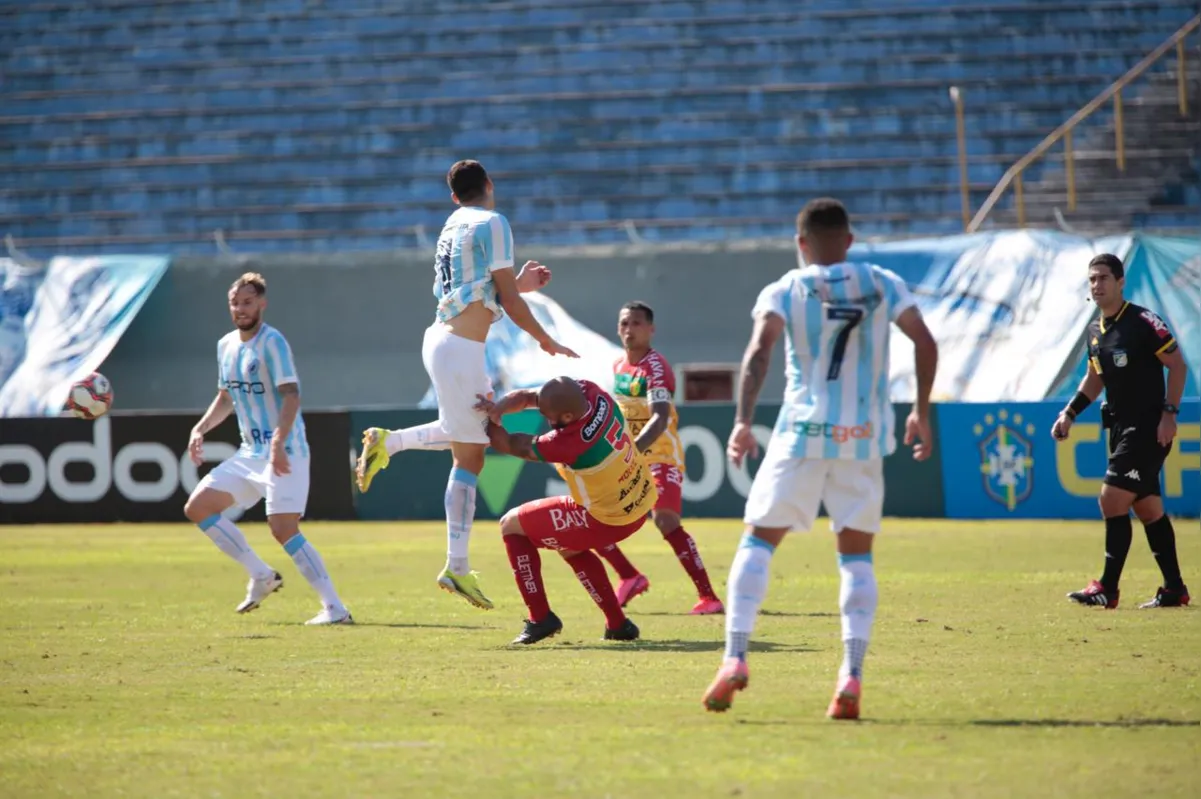 Depois da derrota para o Brusque, o Londrina volta as suas atenções para a semifinal do Paranaense
