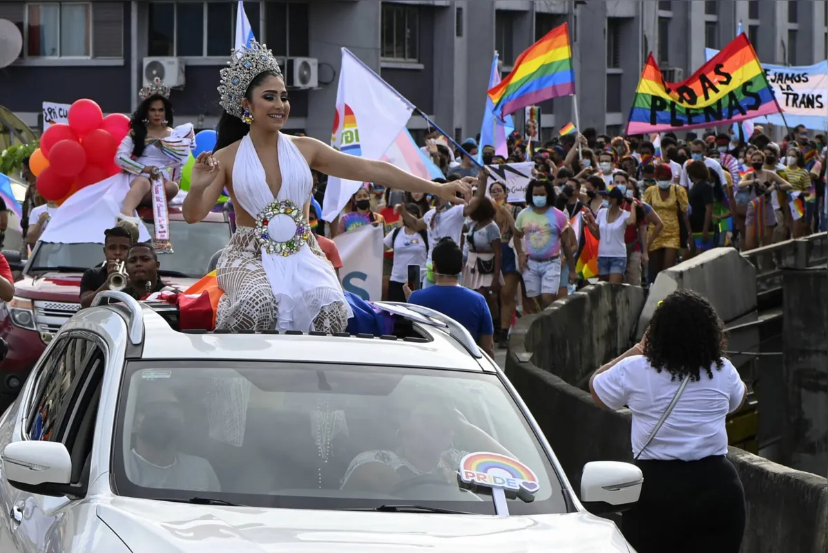 The 2021 Gay Pride Princess takes part in the annual Pride March in Panama City, on June 26, 2021. - Some 500 people took part in the Pride March in Panama City on Saturday, demanding respect for their rights and sexual identity. Among the participants were members of the Wigidun Galu collective, composed of Guna indigenous transgender people. (Photo by Luis ACOSTA / AFP)