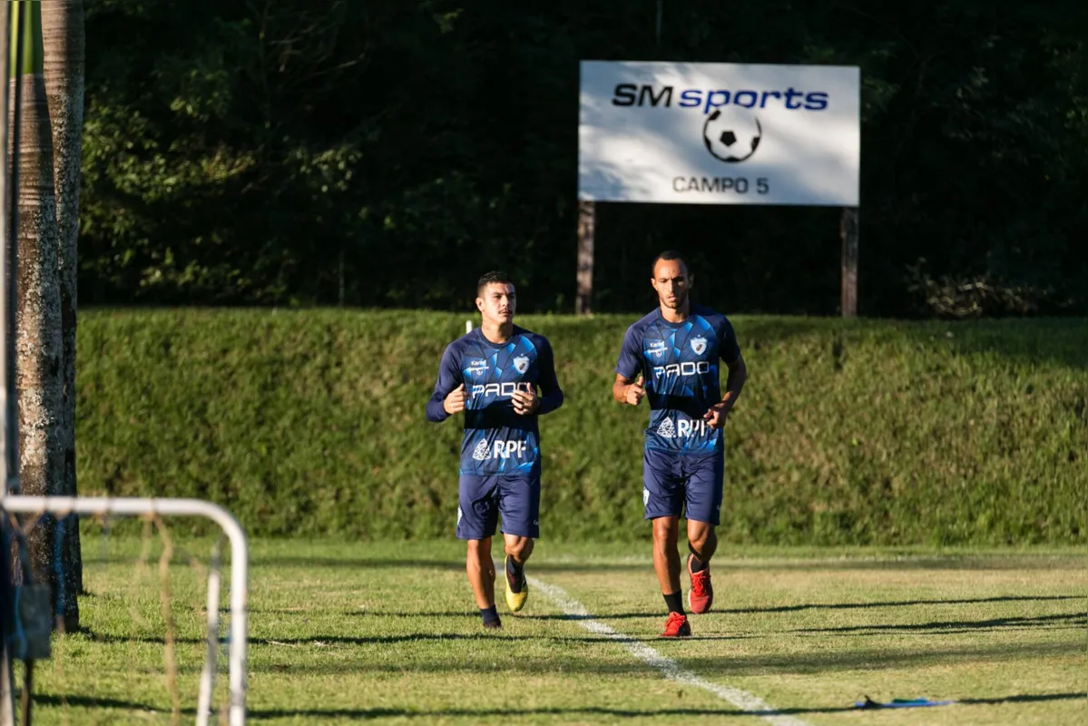 Mossoró e Marcelo Freitas serão as novidades no meio-campo do Londrina para o jogo diante do Botafogo