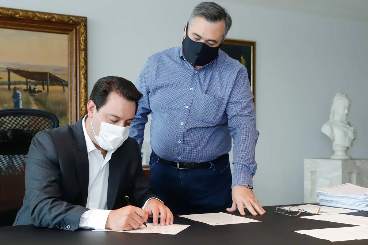 Imagem ilustrativa da imagem MP cobra do Governo do Paraná atuação coordenada no controle à pandemia
