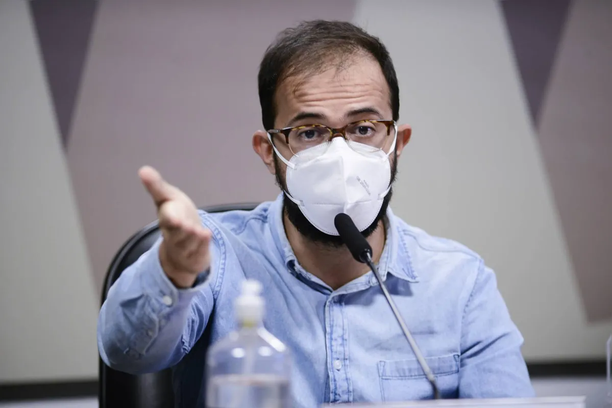 Imagem ilustrativa da imagem MS corta acesso de servidor que expôs caso Covaxin, afirma deputado