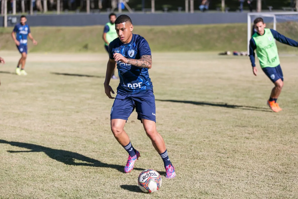 Autor do gol na primeira partida, Danilo será o substituto do Adenílson em Ponta Grossa