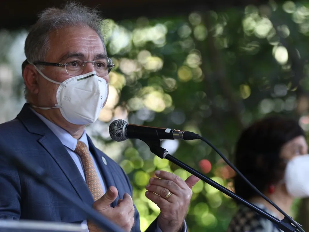 O ministro Marcelo Queiroga decidiu exonerar o diretor de Logística da pasta, Roberto Ferreira Dias: propina 