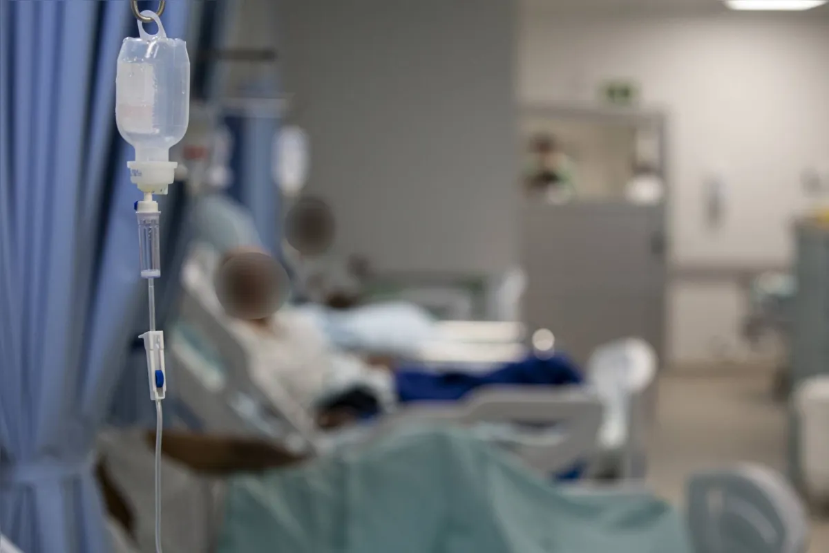 Imagem ilustrativa da imagem Paraná tem mais de 4 mil casos de Covid registrados nas últimas 24 horas