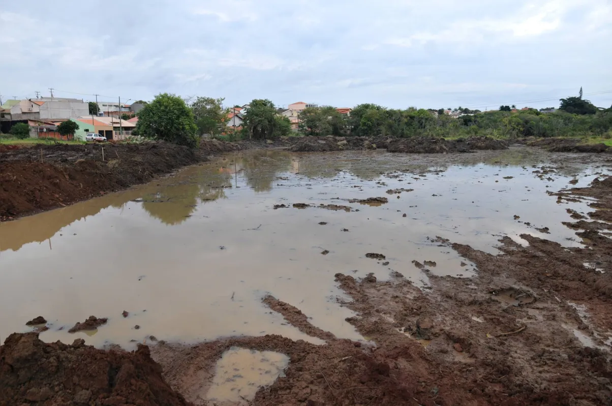 Projeto prevê limpeza do lago, instalação da iluminação, pista de caminhada e mobiliário, entre outros
