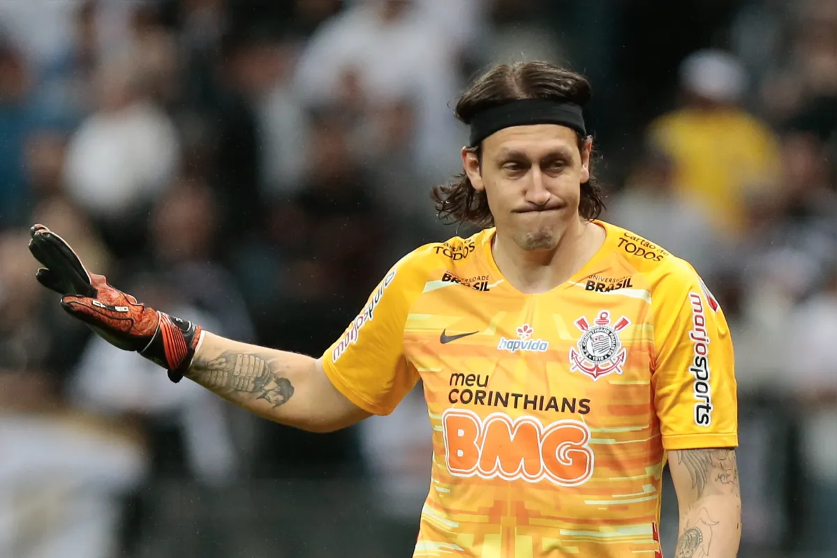 Imagem ilustrativa da imagem Pressionado, Corinthians busca primeira vitória da era Sylvinho