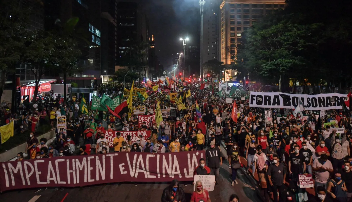 Imagem ilustrativa da imagem Protestos da esquerda contra Bolsonaro reúnem manifestantes em meio à pandemia