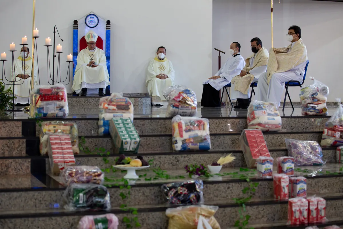Imagem ilustrativa da imagem Santuário de Nossa Senhora Aparecida promove carreata em Londrina