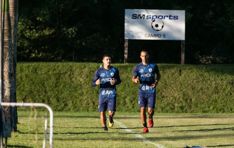 Mossoró e Marcelo Freitas serão as novidades no meio-campo do Londrina para o jogo diante do Botafogo