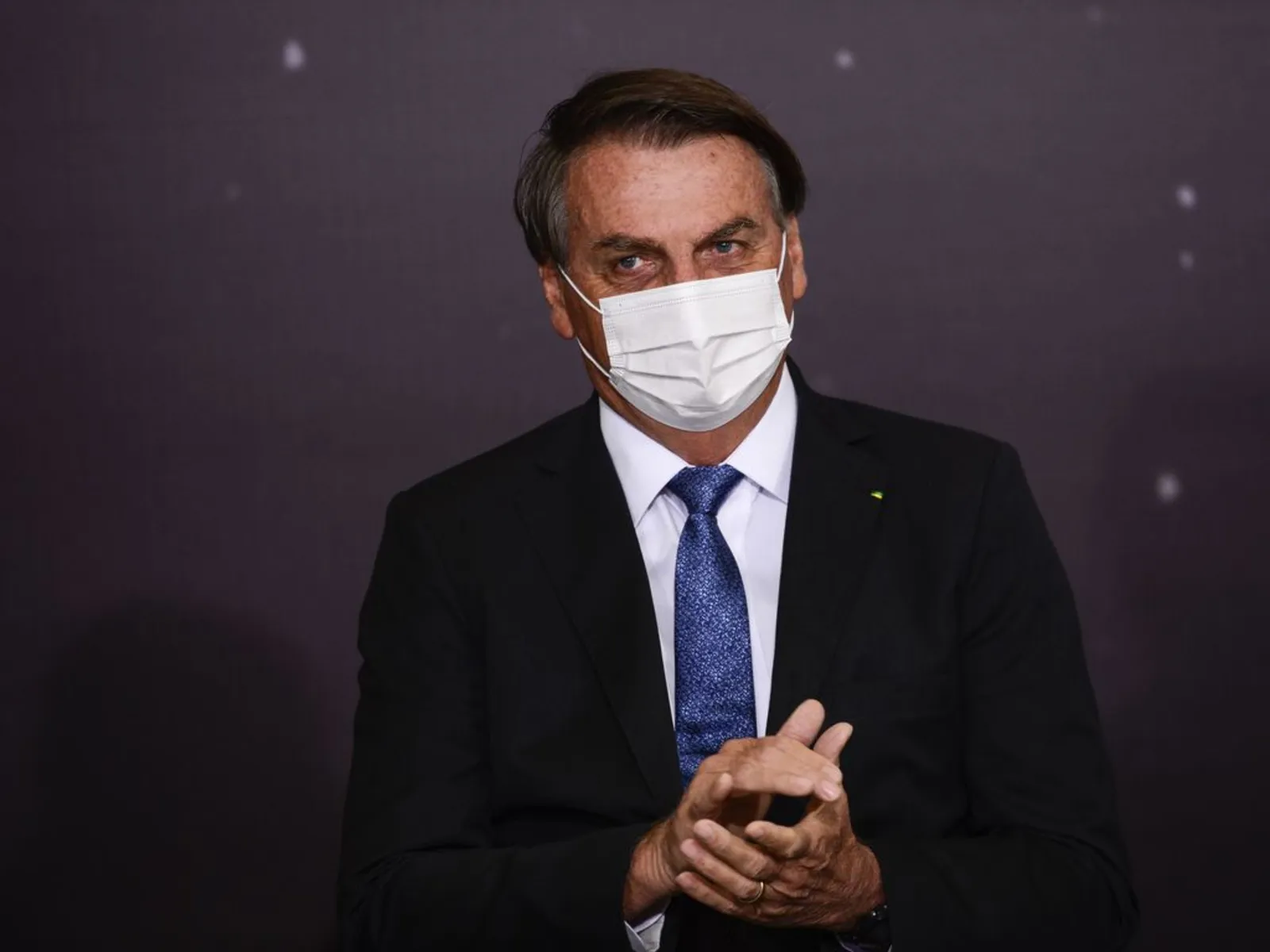 Imagem ilustrativa da imagem Bolsonaro volta a defender voto impresso e, mesmo sem provas, diz que Aécio derrotou Dilma em 2014