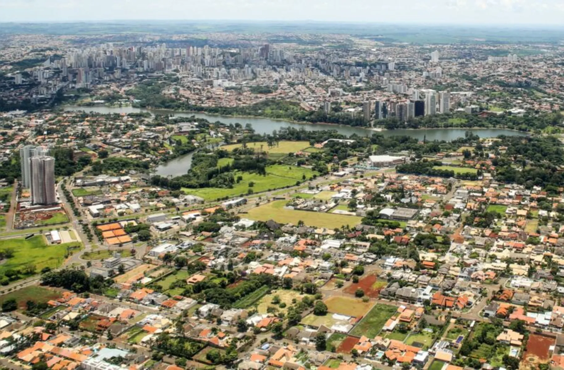 Imagem ilustrativa da imagem Câmara de Londrina marca para setembro audiência do Plano Diretor