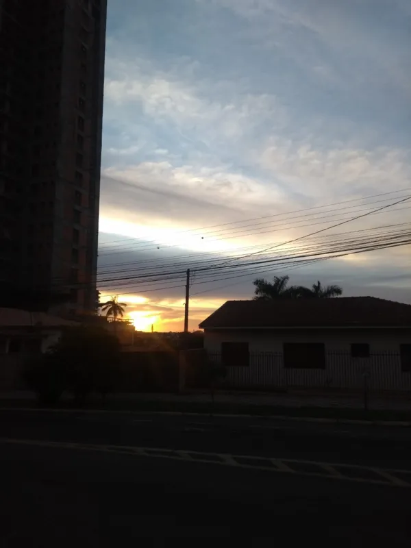 Imagem ilustrativa da imagem # A CIDADE FALA - O céu de Londrina