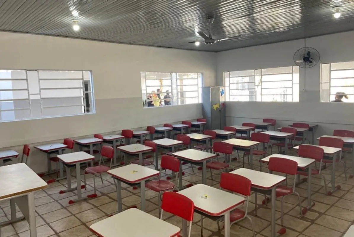 Imagem ilustrativa da imagem Alunos retornam às salas de aula no Norte Pioneiro